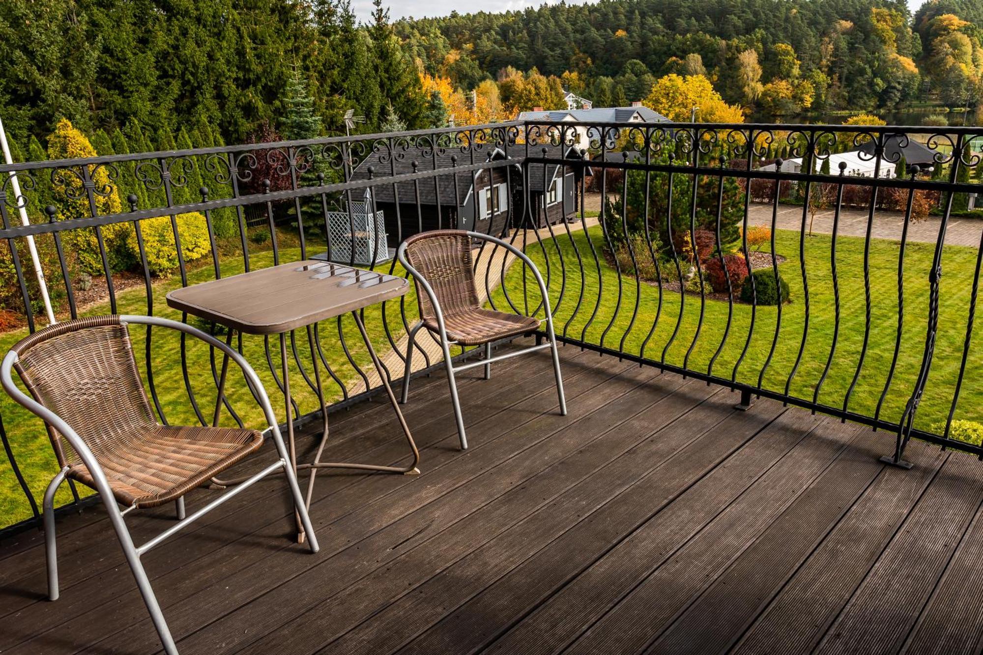 Biala Koszula Hotell Tleń Exteriör bild