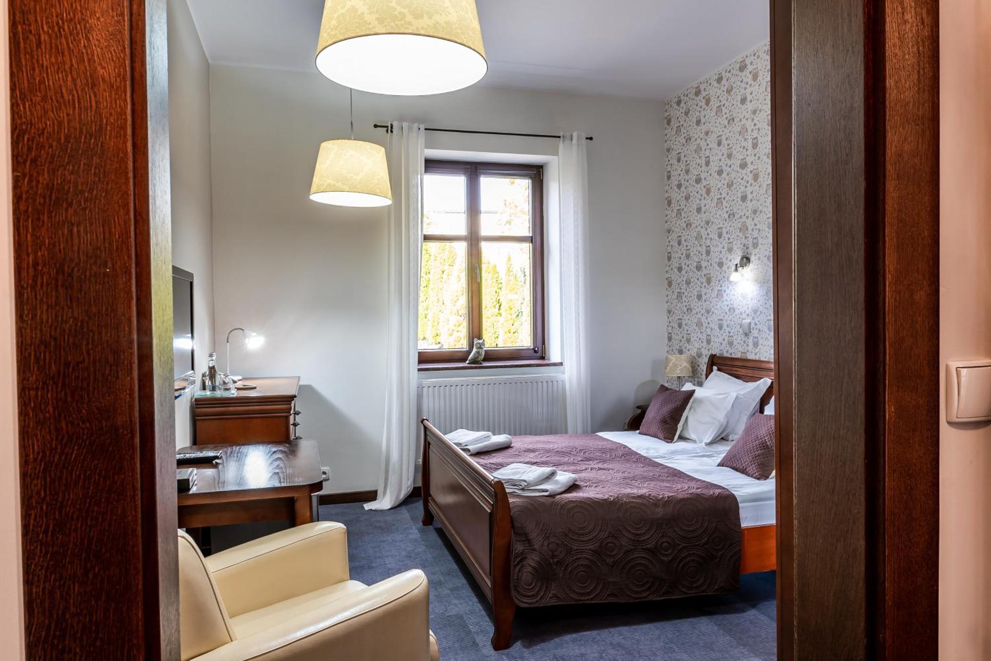 Biala Koszula Hotell Tleń Exteriör bild